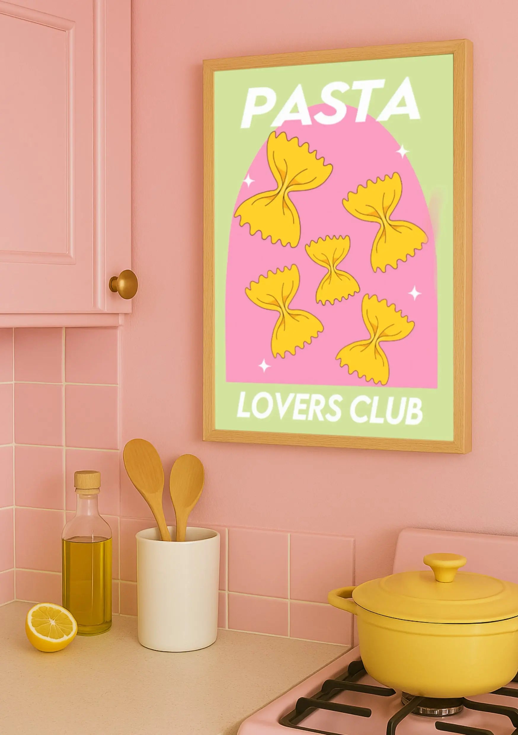 Pasta lover club Emily in home