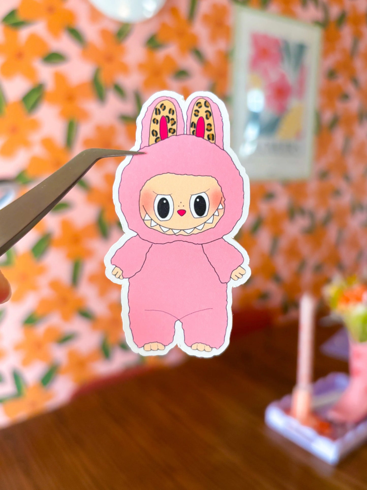 Stickers labubu Emily in home